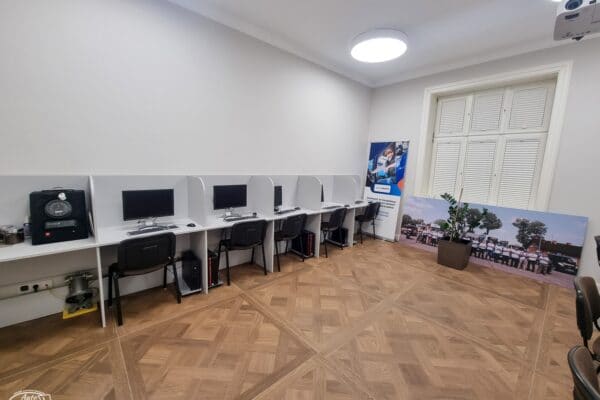 Sala do wykładów z nauki jazdy